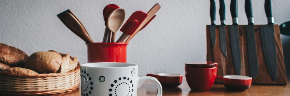 Utensilios de cocina para los desayunos
