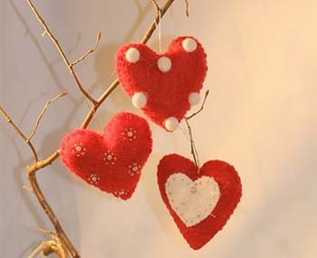 corazones hechos totalmente artesanales para navidad