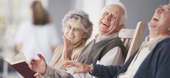 felicidad-ancianos-cuidados