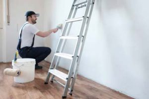 pintor-trabajando-en-barcelona