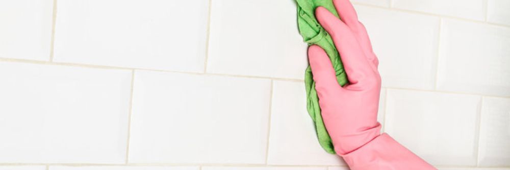 Cómo limpiar los azulejos de la cocina y el baño