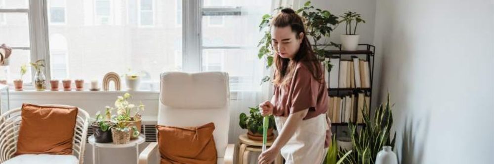 Guía para una limpieza profunda de otoño Prepara tu hogar para el mal tiempo