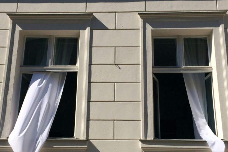 Ventilación adecuada y uso de deshumidificadores